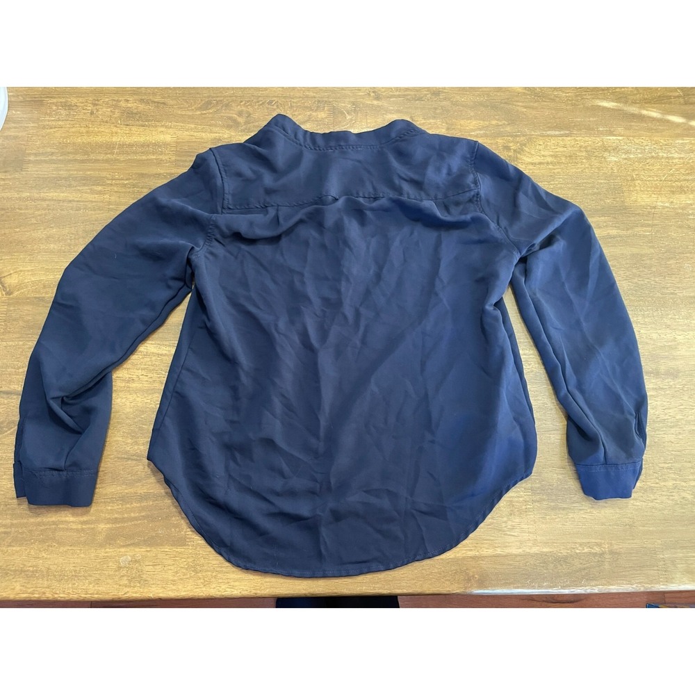 Nine West Shirt, Women's Size Medium, Navy Blue, Long Sleeve, V-neck - Picture 2 of 10
